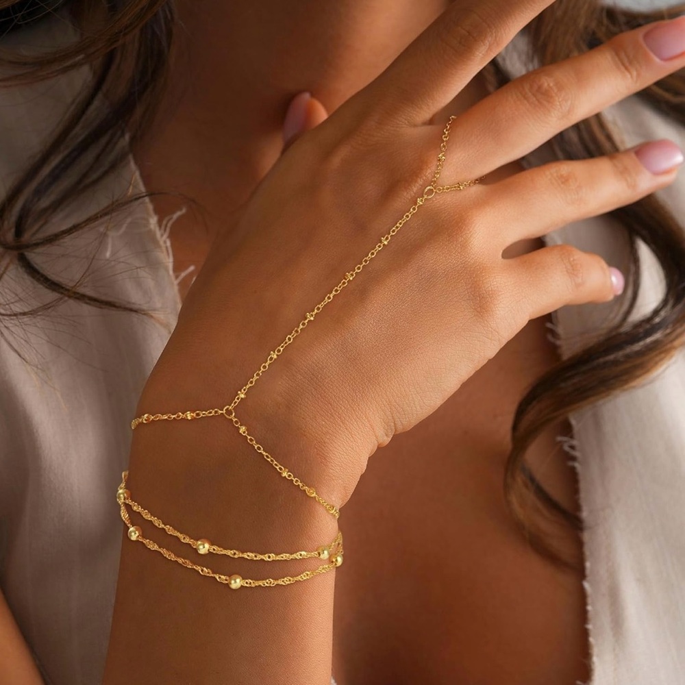 Elegant Gold Hand Chain Bracelet NWT